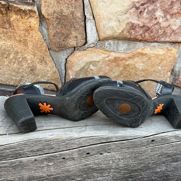 💗The Art Company Spain Mary Jane Black Leather Pumps -US 6.5 (#59) - Picture 10 of 12